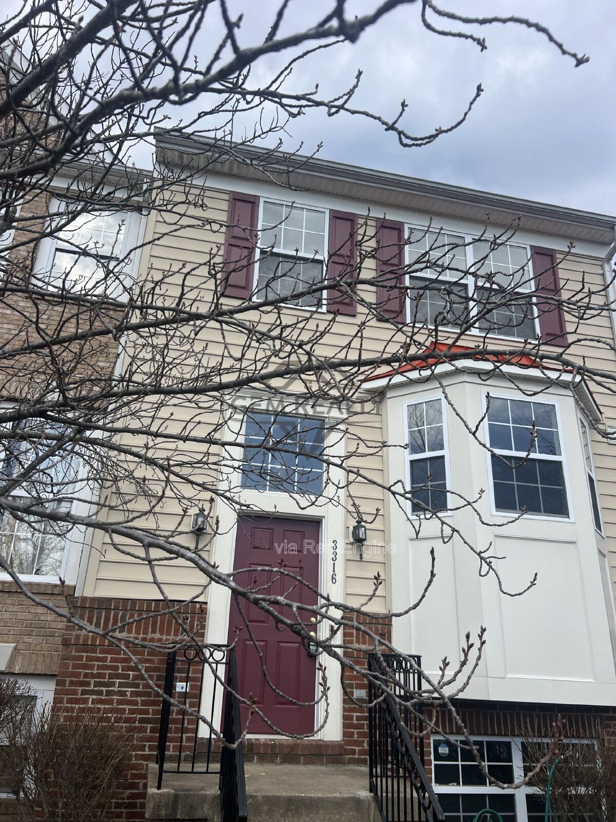 Expansive 4-Bedroom Townhouse on Broker Lane – 2342 Sq Ft of Comfort in Woodbridge! property image