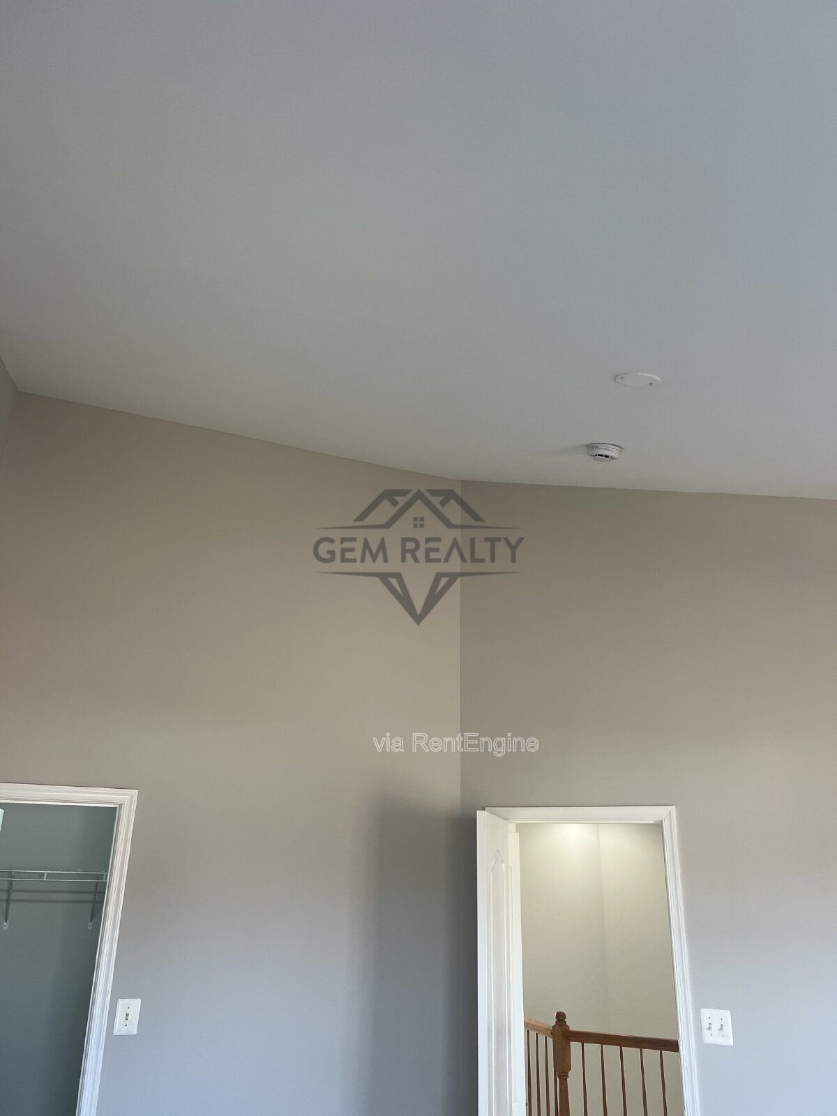 Expansive 4-Bedroom Townhouse on Broker Lane – 2342 Sq Ft of Comfort in Woodbridge! property image