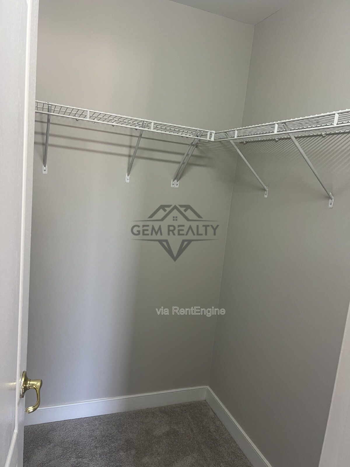 Expansive 4-Bedroom Townhouse on Broker Lane – 2342 Sq Ft of Comfort in Woodbridge! property image