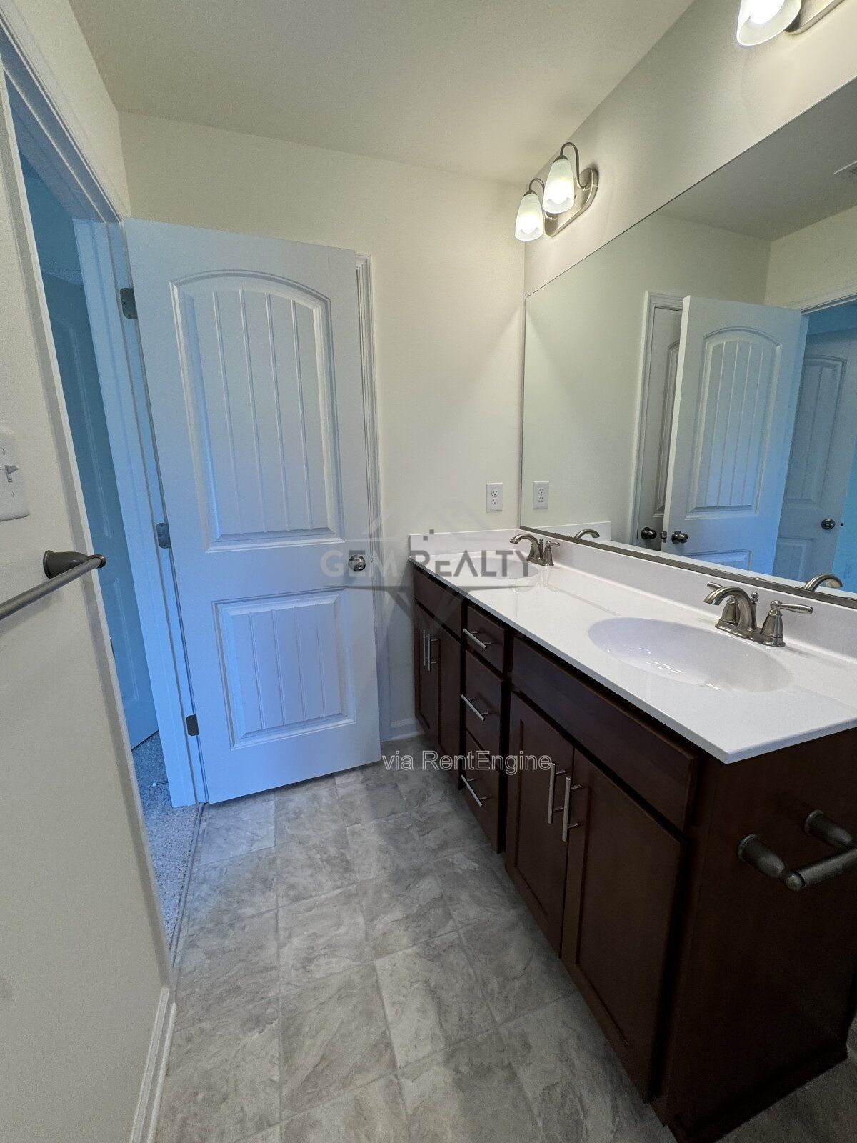 Brand New 3-Bedroom Townhome for Rent in The Glens at Scott Place property image