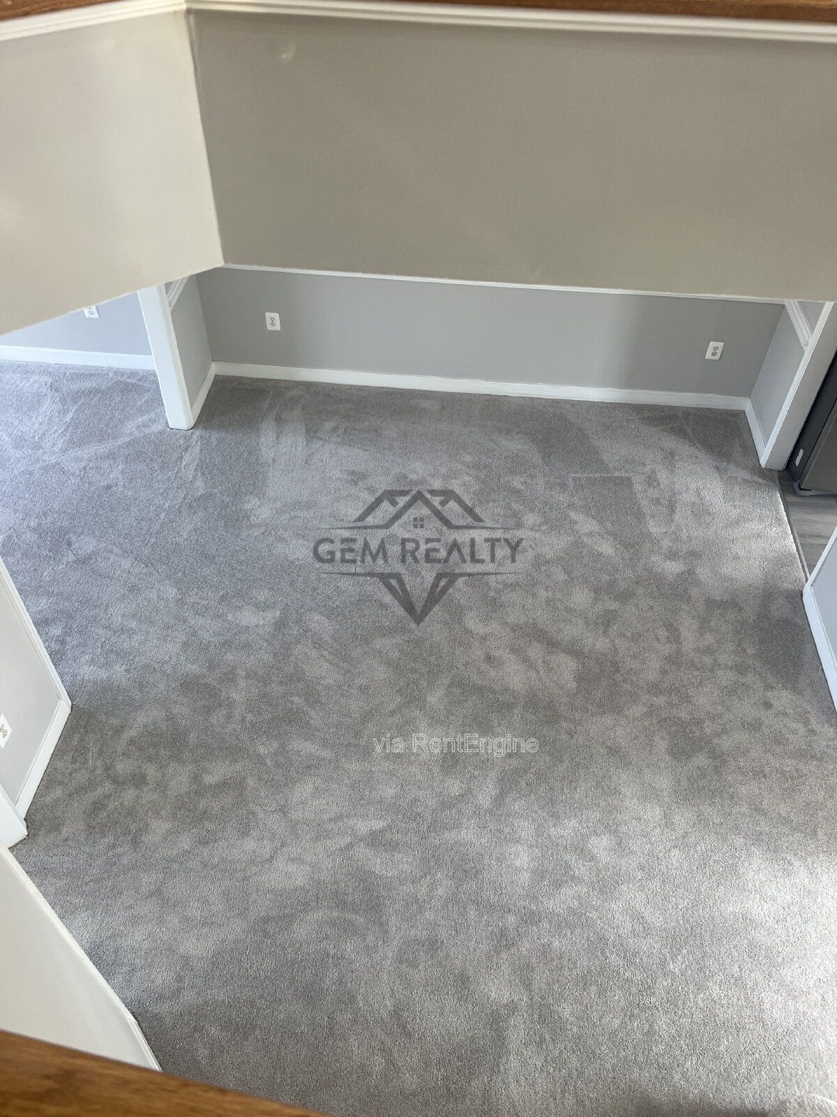 Expansive 4-Bedroom Townhouse on Broker Lane – 2342 Sq Ft of Comfort in Woodbridge! property image