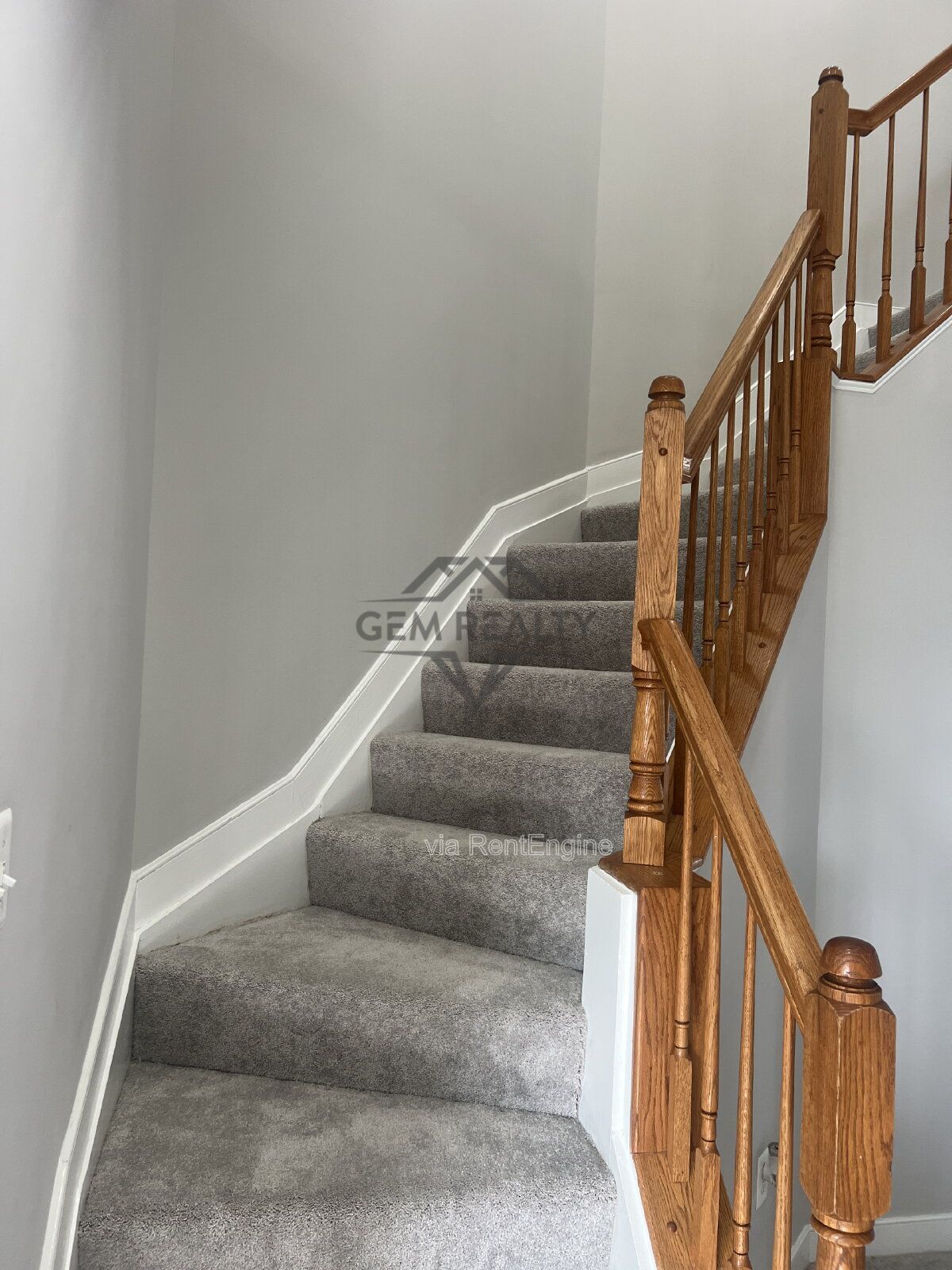 Expansive 4-Bedroom Townhouse on Broker Lane – 2342 Sq Ft of Comfort in Woodbridge! property image