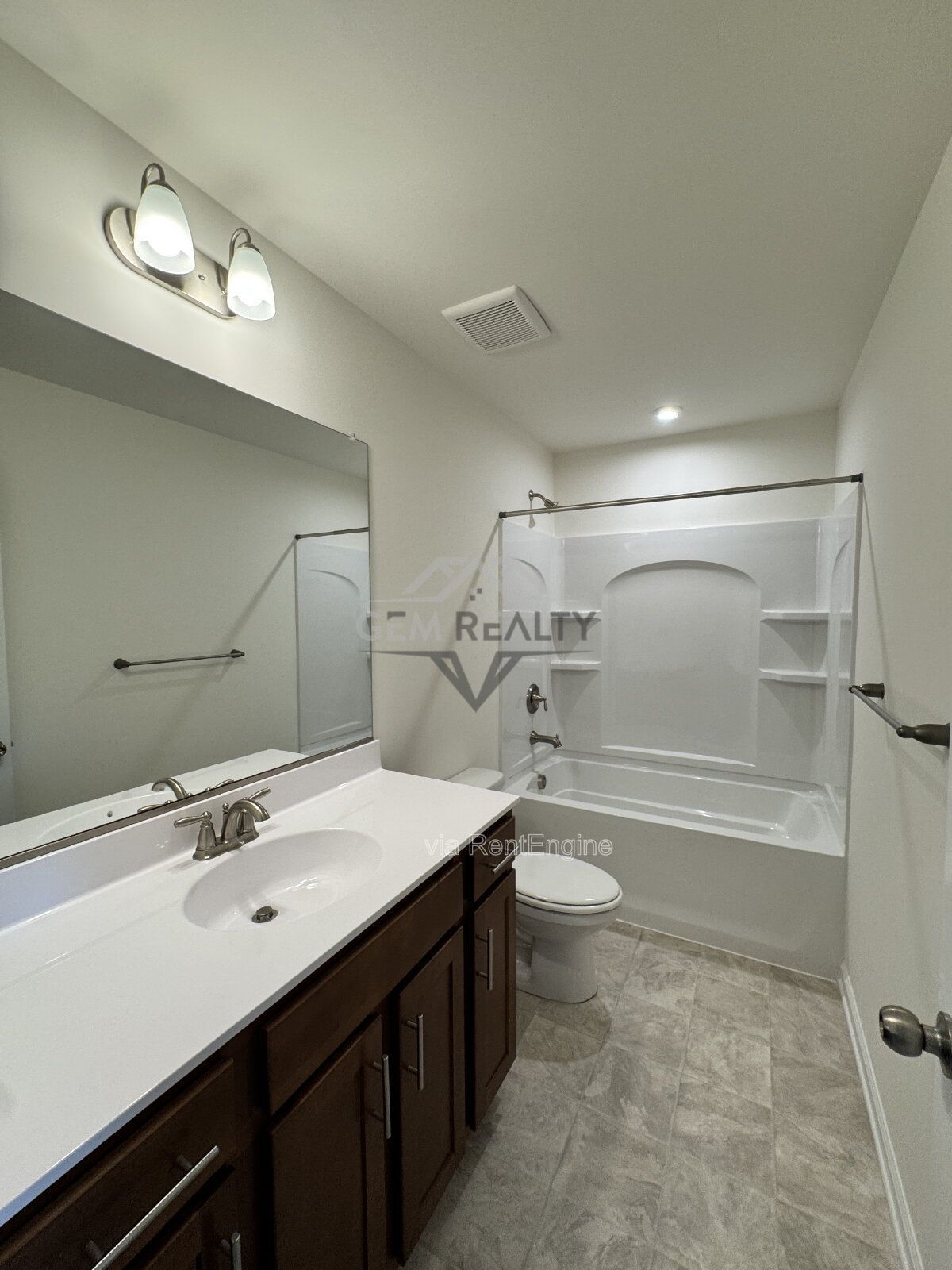 Brand New 3-Bedroom Townhome for Rent in The Glens at Scott Place property image
