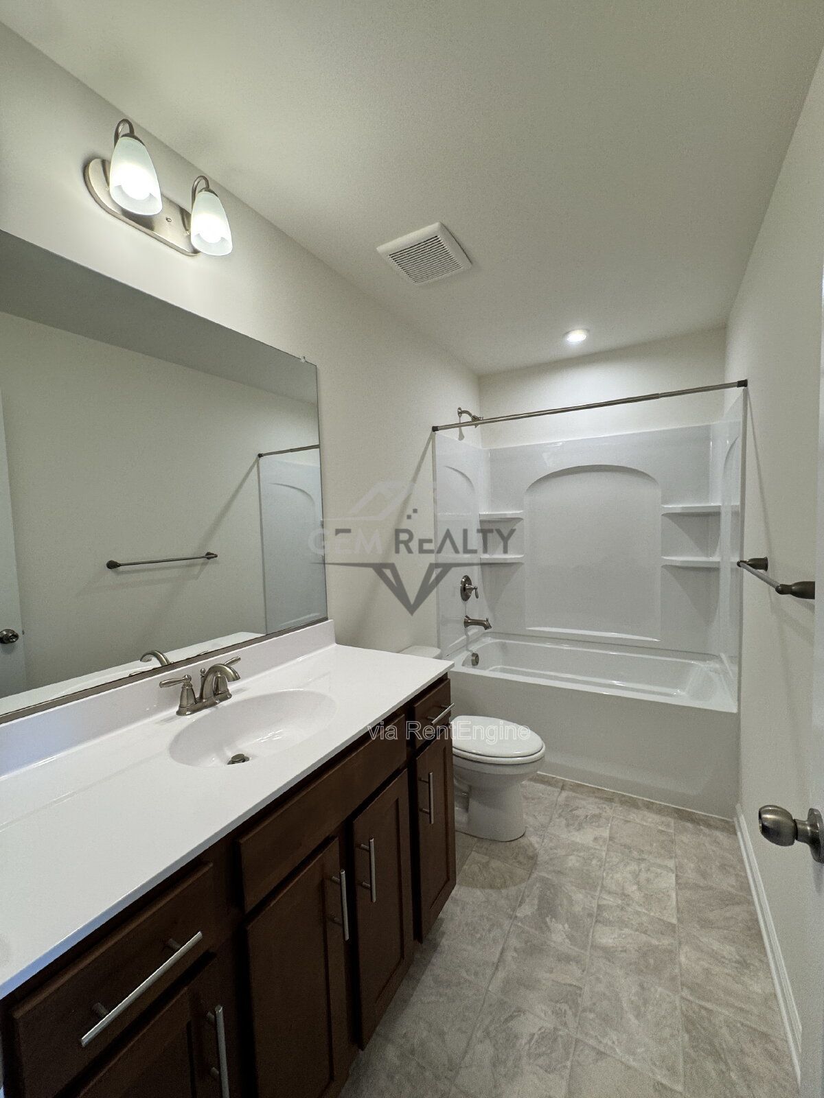 Brand New 3-Bedroom Townhome for Rent in The Glens at Scott Place property image