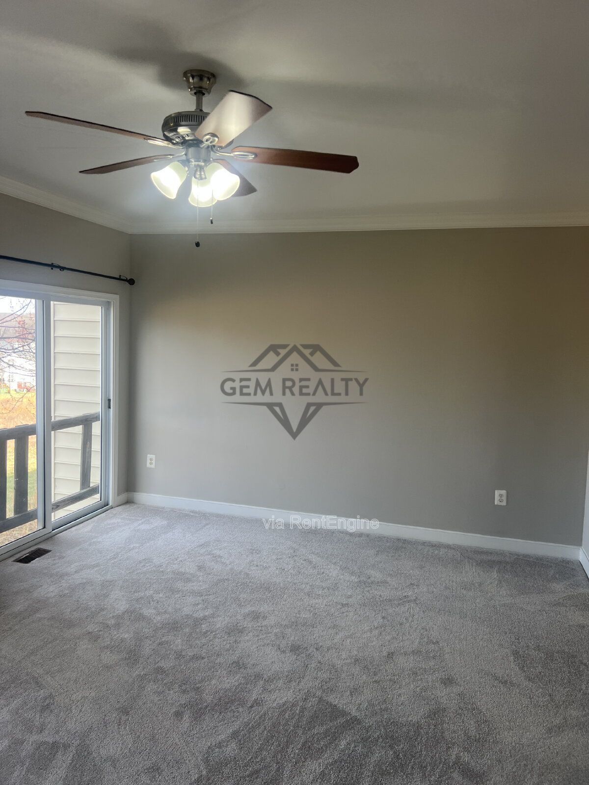 Expansive 4-Bedroom Townhouse on Broker Lane – 2342 Sq Ft of Comfort in Woodbridge! property image