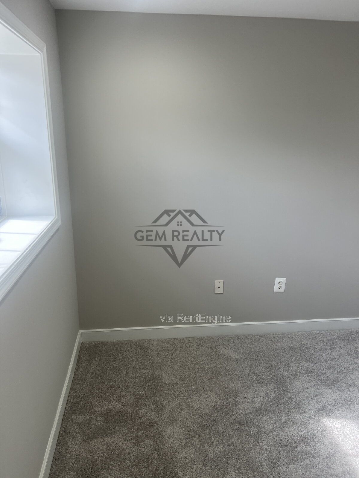 Expansive 4-Bedroom Townhouse on Broker Lane – 2342 Sq Ft of Comfort in Woodbridge! property image