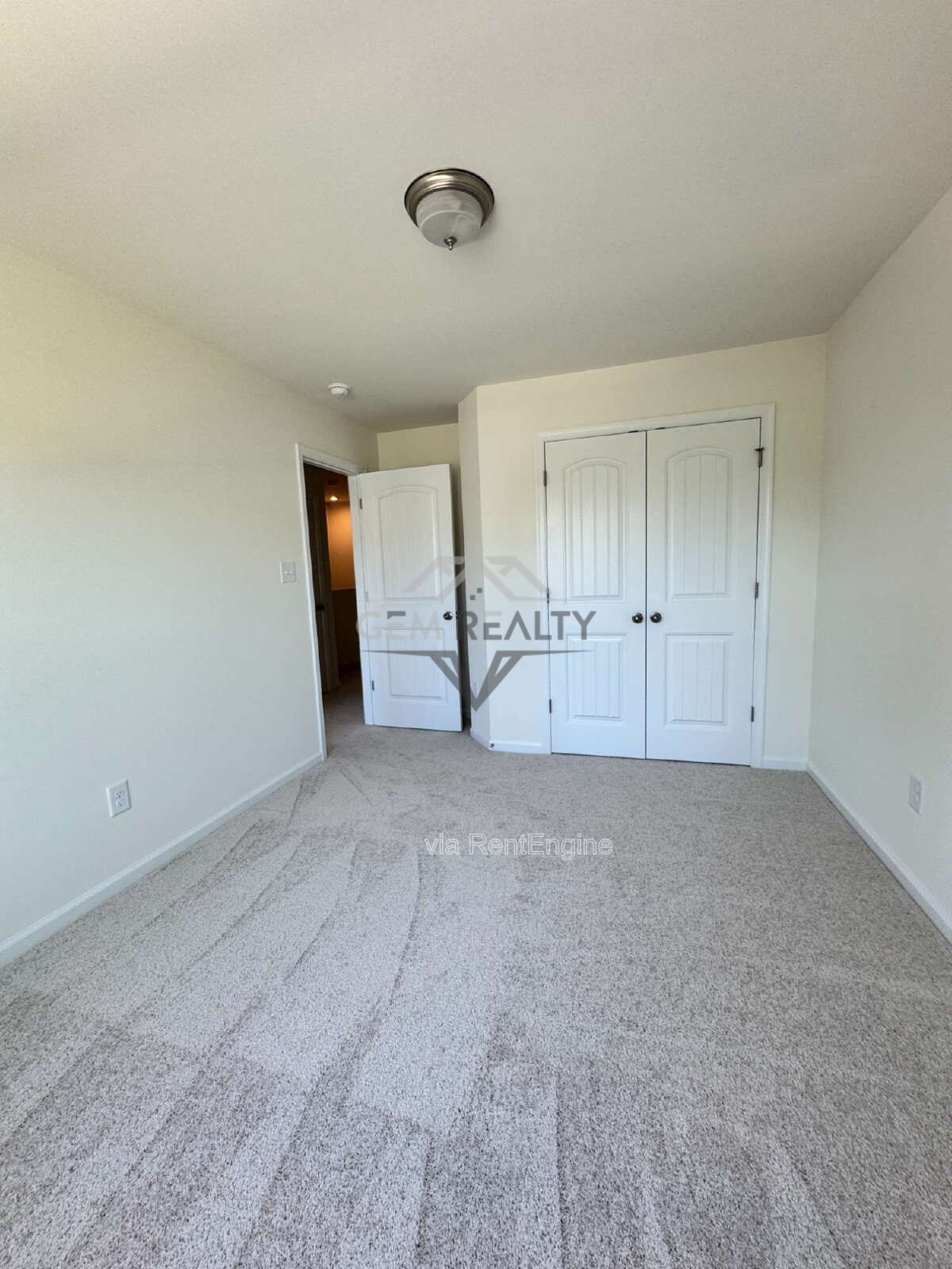 Brand New 3-Bedroom Townhome for Rent in The Glens at Scott Place property image