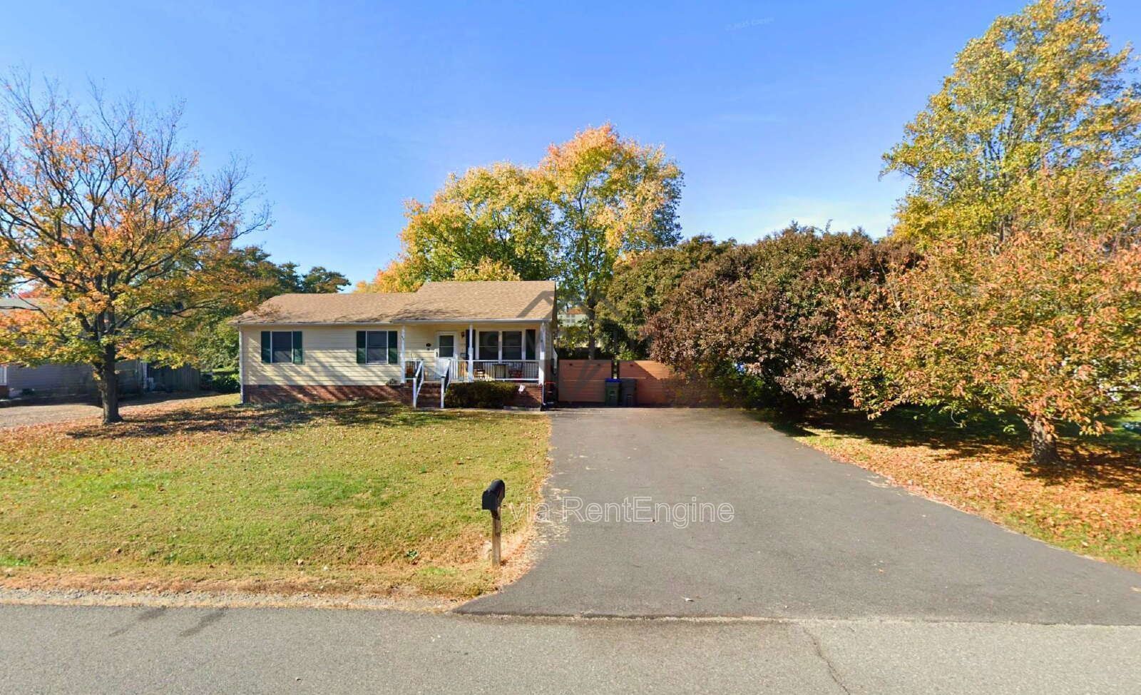 11218 Trisler Dr – Single family home with 3 Bedroom Rambler in Convenient Location property image