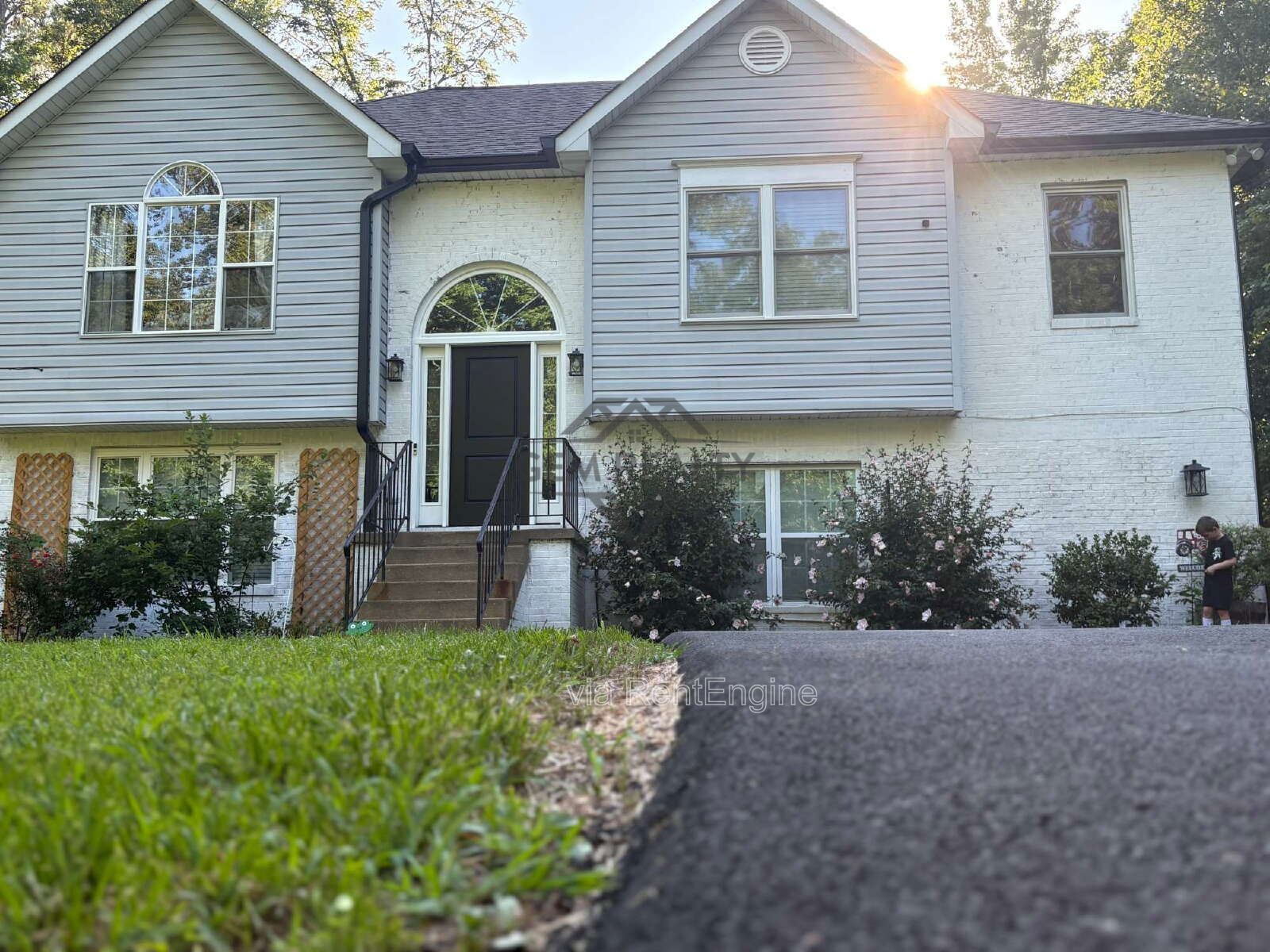 Spacious Multi-Generational Home on 3 Acres | In-Law Suite | No HOA property image