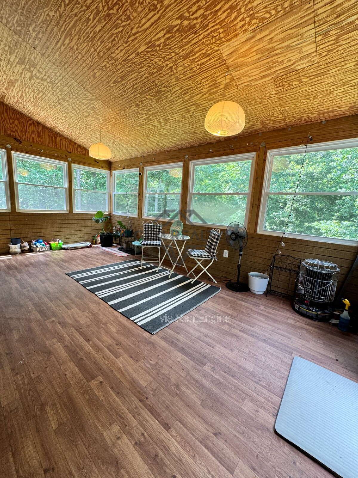 Spacious Multi-Generational Home on 3 Acres | In-Law Suite | No HOA property image