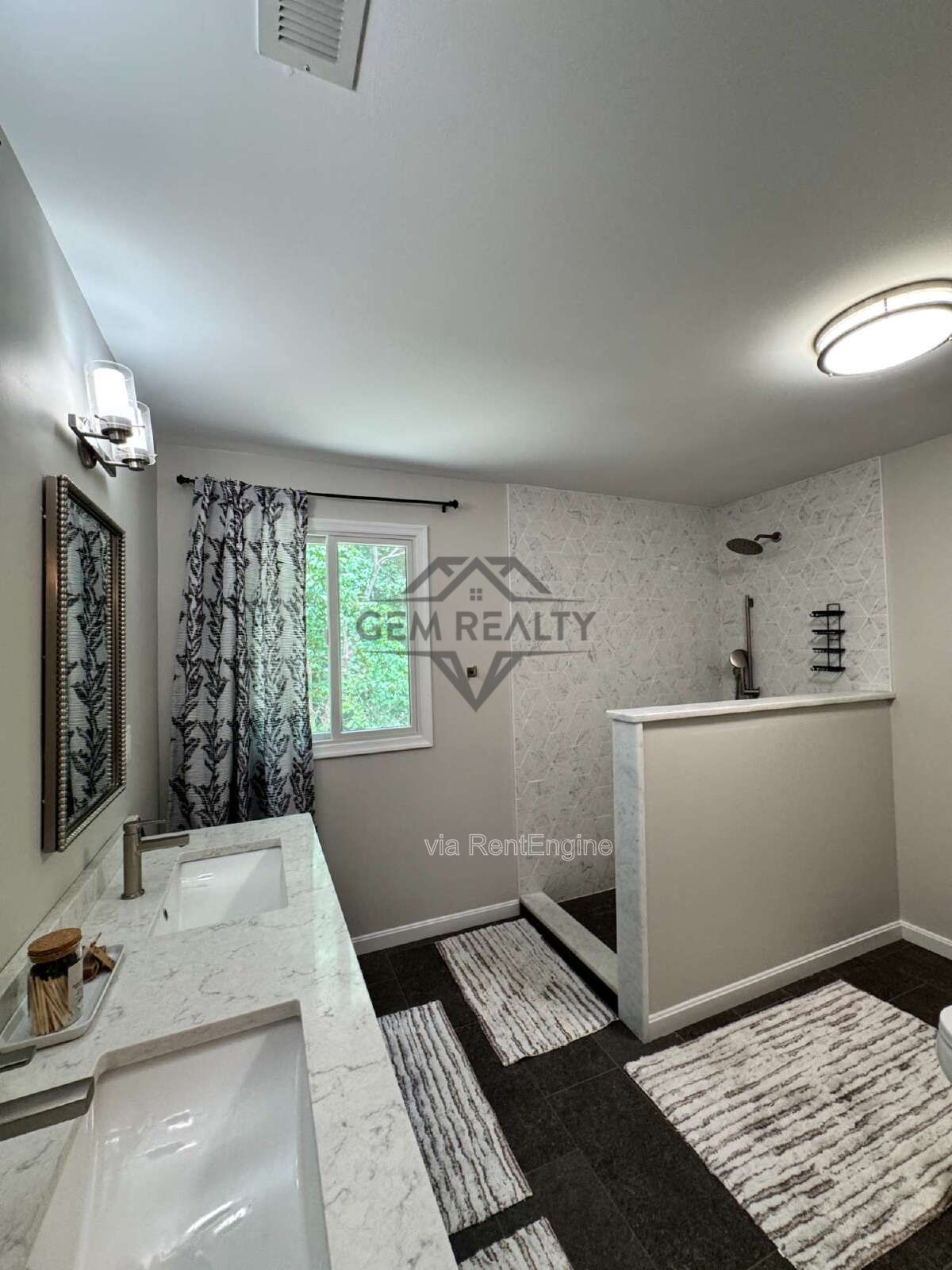 Spacious Multi-Generational Home on 3 Acres | In-Law Suite | No HOA property image