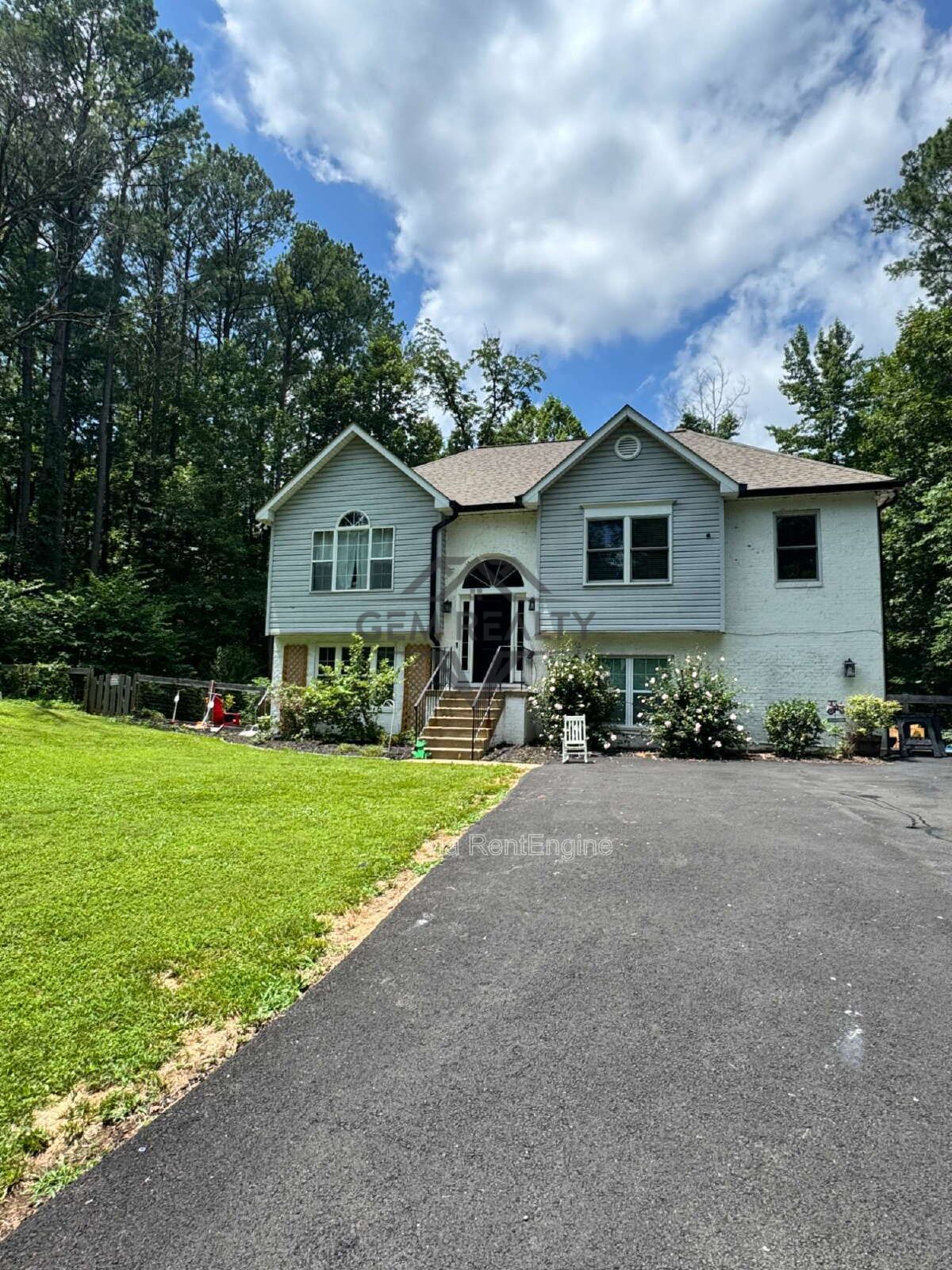 Spacious Multi-Generational Home on 3 Acres | In-Law Suite | No HOA property image