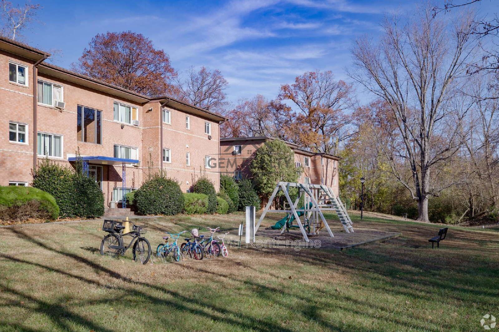 1 Bedroom Apartment in Convenient Woodbridge Location – Friendship Place Apartments property image