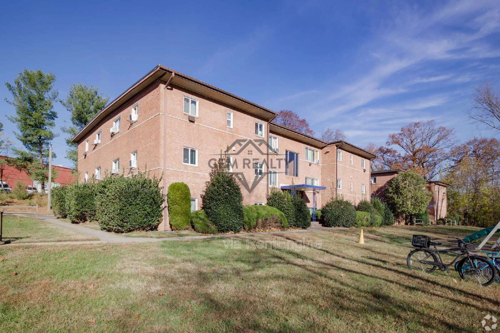 1 Bedroom Apartment in Convenient Woodbridge Location – Friendship Place Apartments property image