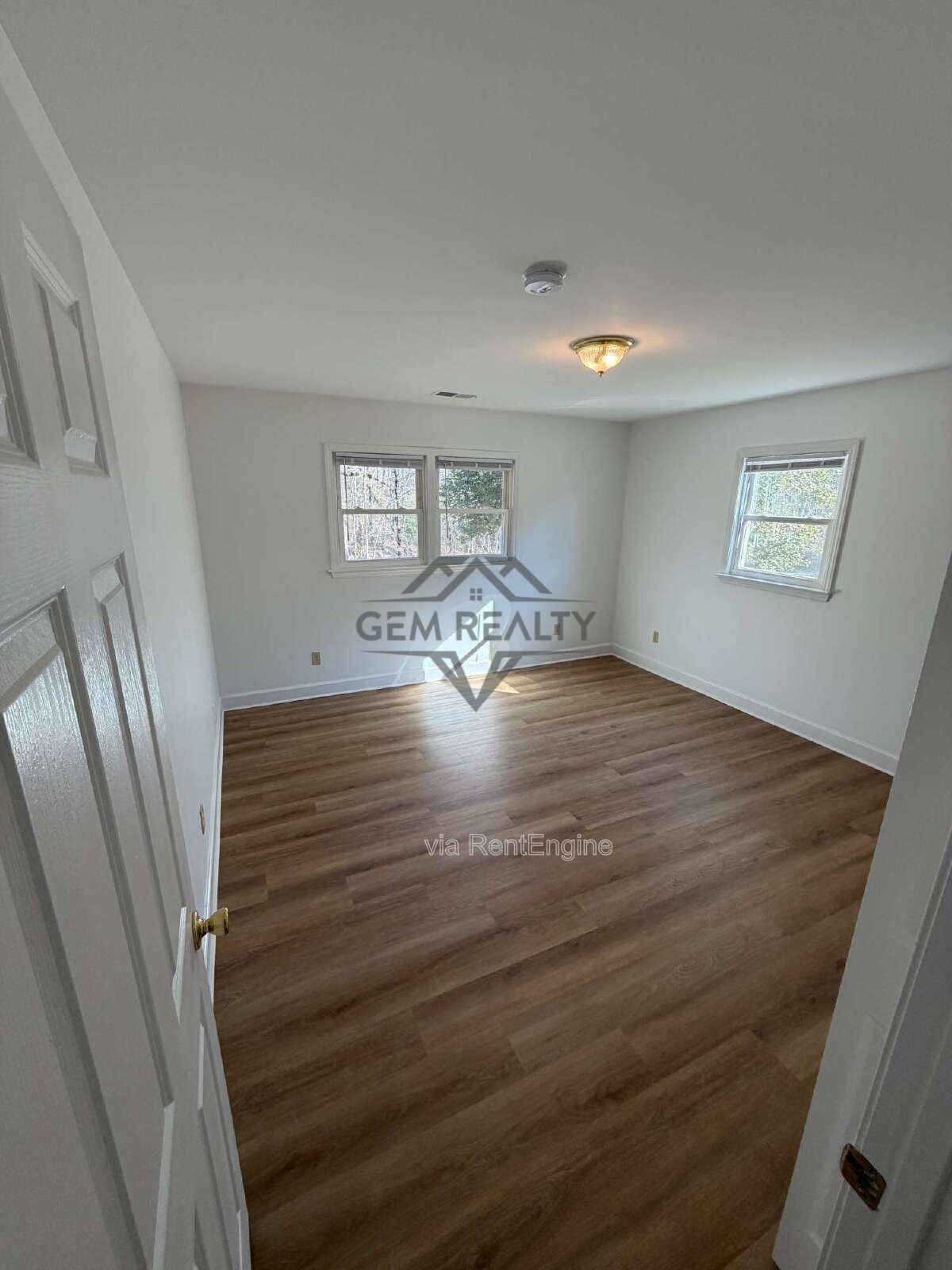 One-Level Living on a Full Acre in the Heart of Spotsylvania – Space, Privacy & Endless Potential! property image