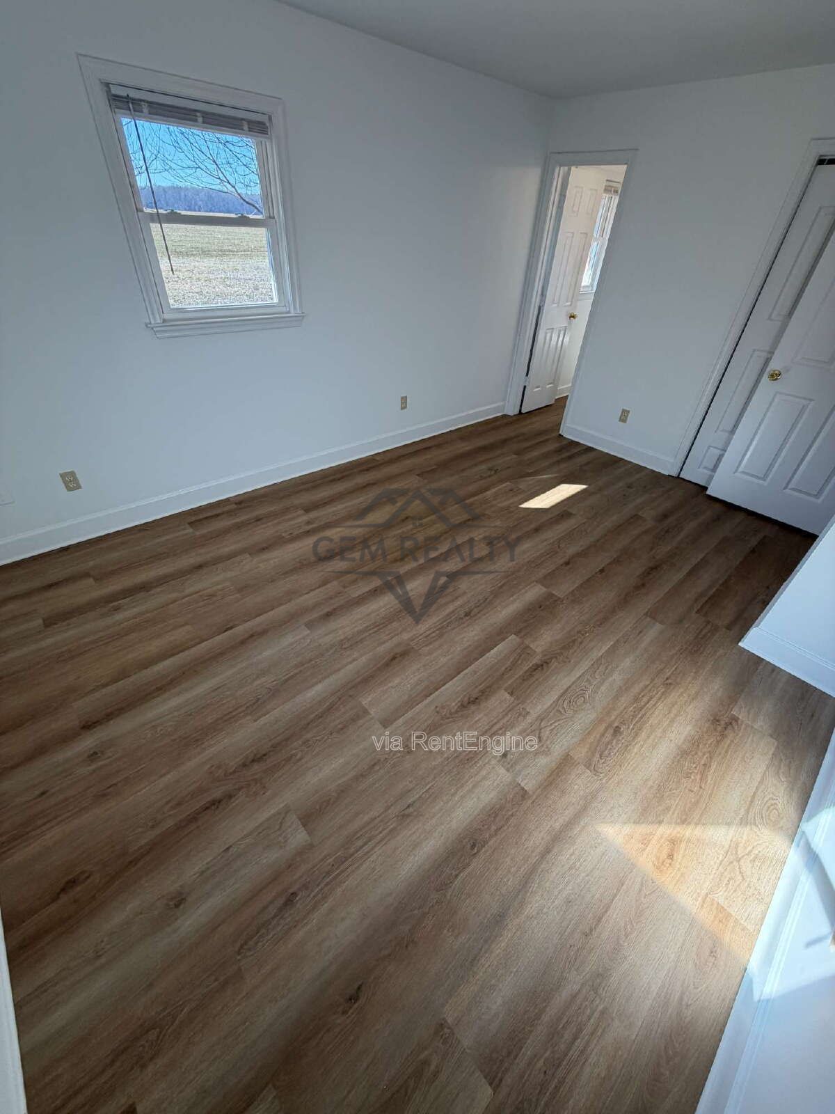 One-Level Living on a Full Acre in the Heart of Spotsylvania – Space, Privacy & Endless Potential! property image